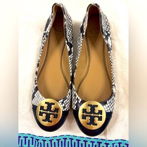 Tory Burch leather snakeskin two tone flats size 6,5
